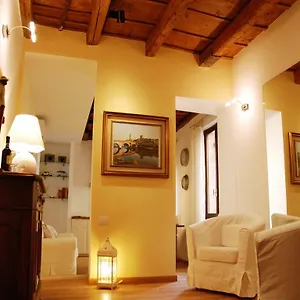 Stella Luxury Apartment